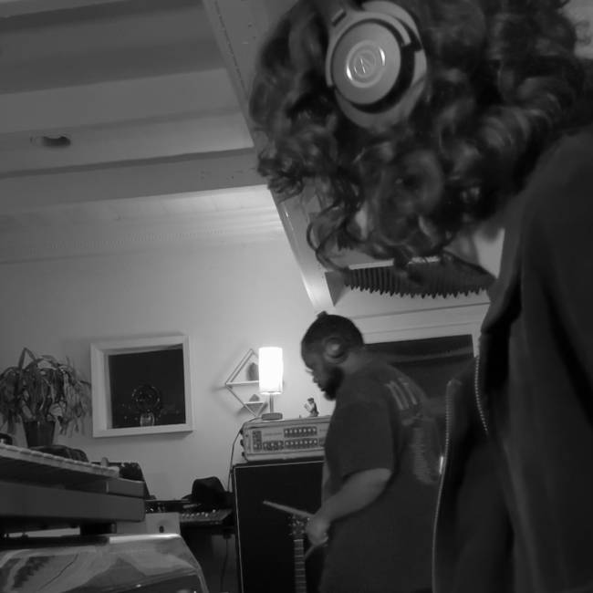 DECEMBER 28, 2025 EP Review: Chris Mazuera & Johnathan Hulett’s Spontaneous Groove Experiment