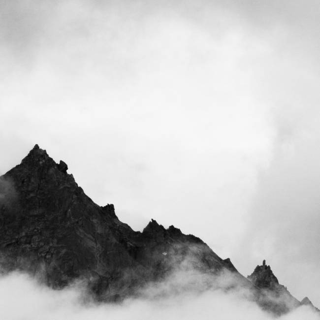 Album Review: Patrick Avalon's Meditative World in the water in stone