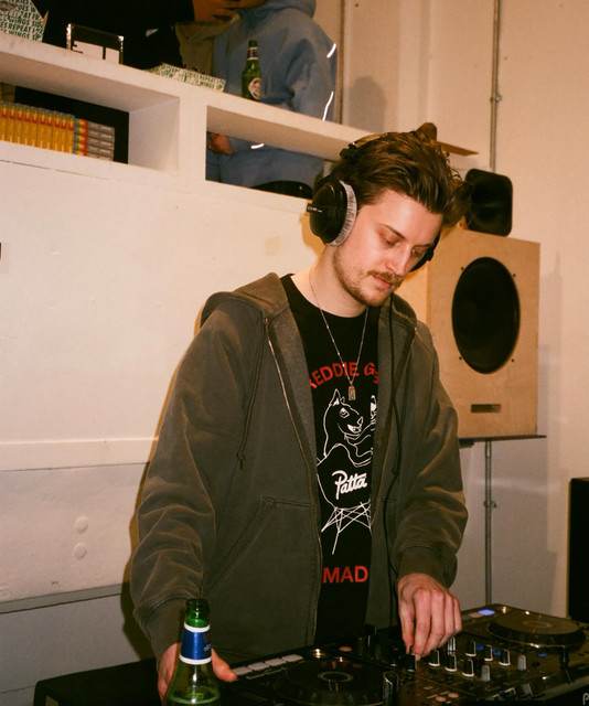 droppedmilk Artist Profile | Stereofox Music Blog - discover new music