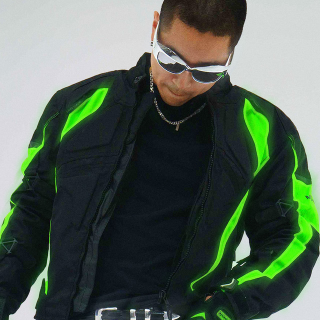 Junoflo Artist Profile | Stereofox Music Blog - discover new music