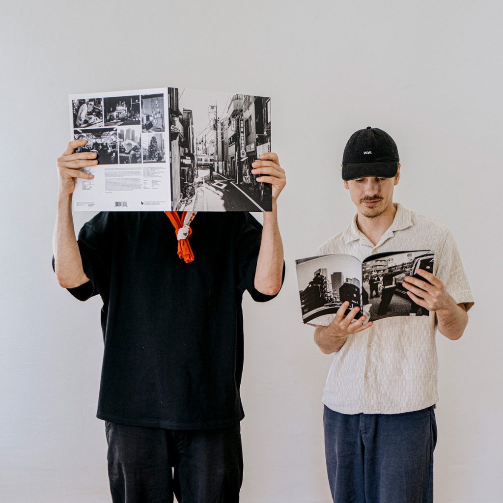 flofilz vinyl booklet