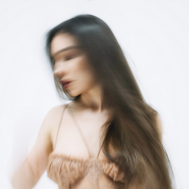 Singer Leena & Producer Kamen Share Deep and Dark R&B Single "ppl go" | Stereofox Music Blog